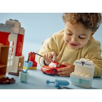 LEGO DUPLO Disney 10456 McQueens Visit to Docs Garage