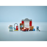 LEGO DUPLO Disney 10456 McQueens Visit to Docs Garage