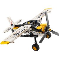LEGO Technic DIY Adventskalender  LEGO Technic Propellerflugzeug-Fertig durch uns bestückt