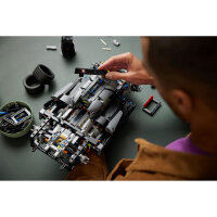 LEGO Technic 42156 PEUGEOT 9X8 24H Le Mans Hybrid Hypercar