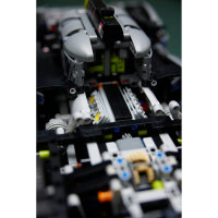 LEGO Technic 42156 PEUGEOT 9X8 24H Le Mans Hybrid Hypercar