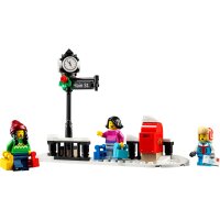 LEGO Icons 10308 Weihnachtlich geschmückte Hauptstraße