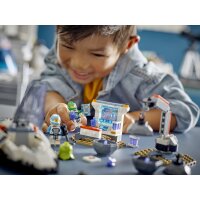 LEGO City 60429 Spaceship and Asteroid Discovery