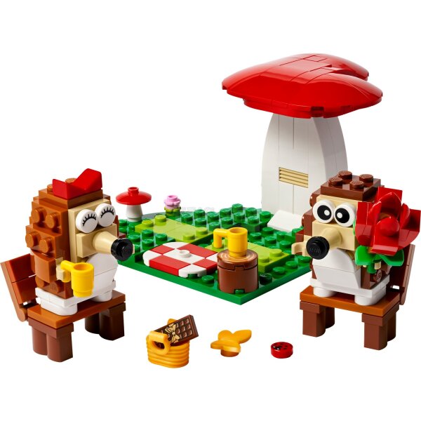 LEGO Iconic 40711 Igel und ihr Picknick-Date